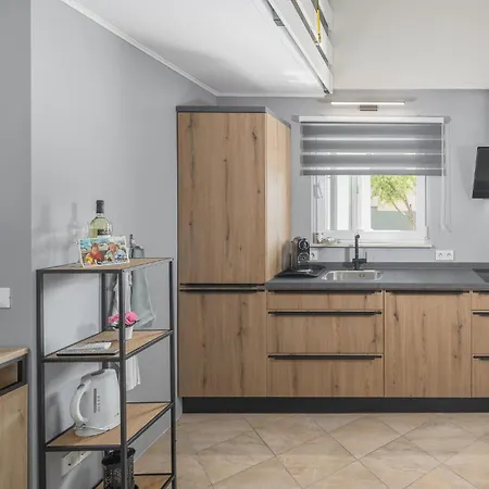 1 Bedroom In Micetici *